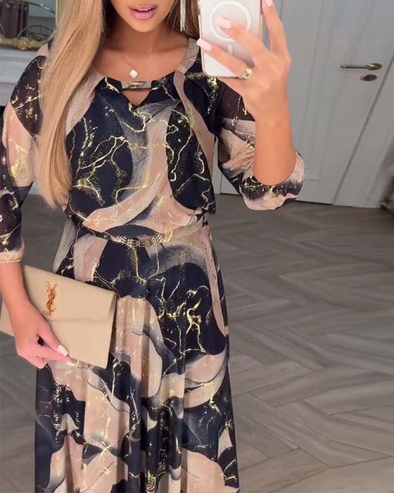 Verelle™ - Elegant Klänning med Tryck & Trekvartsärm